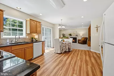 7727 Roseberry Farm Drive, Manassas, VA 20111 - Photo 14