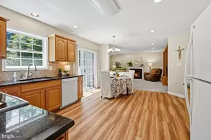 7727 Roseberry Farm Dr, Manassas, VA 20111 - Photo 14
