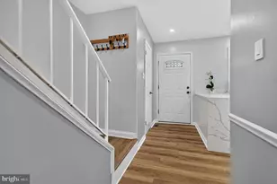 2006 Mayflower Dr, Woodbridge, VA 22192 - Photo 4