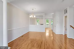15519 Exmore Ct, Woodbridge, VA 22191 - Photo 4