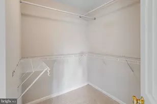 15519 Exmore Ct, Woodbridge, VA 22191 - Photo 24