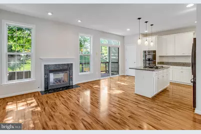 15519 Exmore Court, Woodbridge, VA 22191 - Photo 8