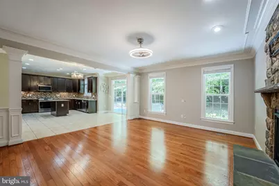 7812 Lake Drive, Manassas, VA 20111 - Photo 8