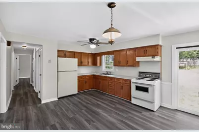 13996 Lakeview Drive, Gainesville, VA 20155 - Photo 14