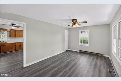 13996 Lakeview Drive, Gainesville, VA 20155 - Photo 6