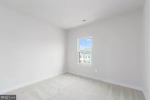 1687 Dunnington Pl, Dumfries, VA 22026 - Photo 20