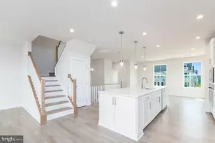 1687 Dunnington Pl, Dumfries, VA 22026 - Photo 6
