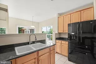 3125 Weeping Cherry Ct, Dumfries, VA 22026 - Photo 8
