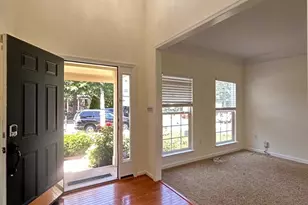 14361 Fallsmere Cir, Gainesville, VA 20155 - Photo 4