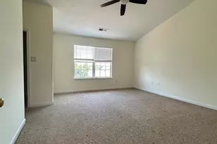 14361 Fallsmere Cir, Gainesville, VA 20155 - Photo 6