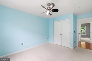 2917 Markhams Grant Dr, Woodbridge, VA 22191 - Photo 48