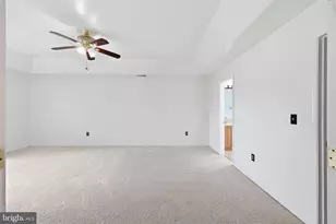 2917 Markhams Grant Dr, Woodbridge, VA 22191 - Photo 36