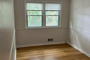 14363 Berkshire Dr, Woodbridge, VA 22193 - Photo 8