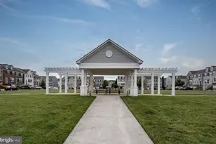 8795 Kensington Church St, Manassas, VA 20112 - Photo 4