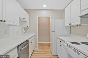7589 Margate Ct, Manassas, VA 20109 - Photo 8