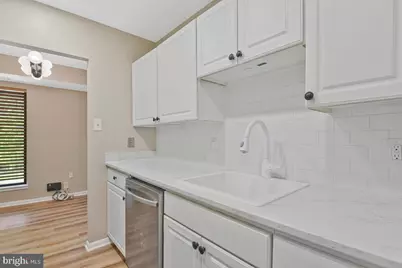 7589 Margate Court #201, Manassas, VA 20109 - Photo 10