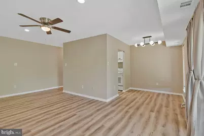7589 Margate Court #201, Manassas, VA 20109 - Photo 4