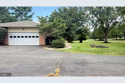 4800 Maurine Court, Gainesville, VA 20155 - Photo 4