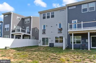 18277 Summit Pointe Dr, Triangle, VA 22172 - Photo 34