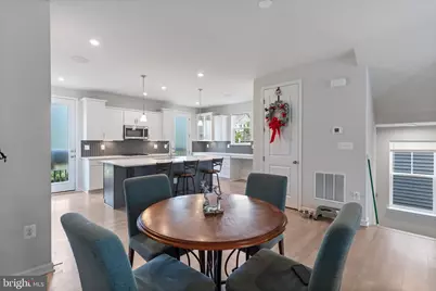 18277 Summit Pointe Drive, Triangle, VA 22172 - Photo 16