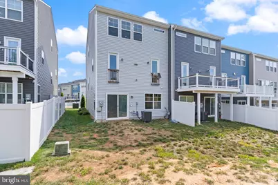 18277 Summit Pointe Drive, Triangle, VA 22172 - Photo 32
