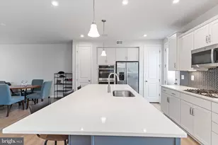 18277 Summit Pointe Dr, Triangle, VA 22172 - Photo 14
