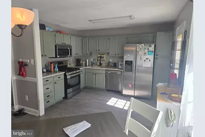 7441 Courtland Circle, Manassas, VA 20111 - Photo 10