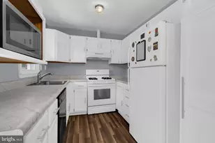 10109 Lomond Dr, Manassas, VA 20109 - Photo 24