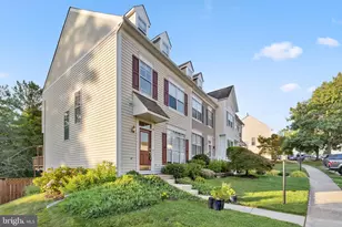 3968 Hartlake St, Woodbridge, VA 22192 - Photo 2