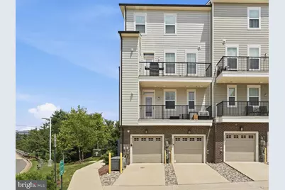 2303 Stephanie Tessa Lane, Woodbridge, VA 22191 - Photo 22