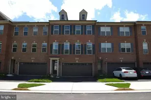 6707 Pinchot Ln, Haymarket, VA 20169 - Photo 1