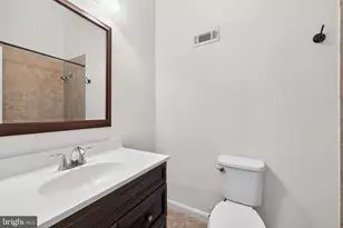 12078 Cardamom Dr, Woodbridge, VA 22192 - Photo 8