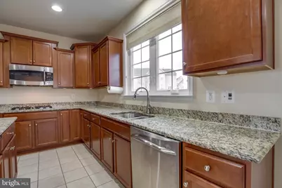 7536 San Diego Court, Gainesville, VA 20155 - Photo 4