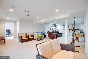 7536 San Diego Ct, Gainesville, VA 20155 - Photo 48