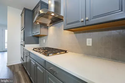 6722 Upland Manor Drive, Gainesville, VA 20155 - Photo 10