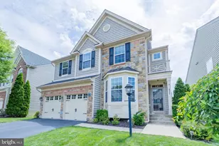 8727 Raleigh Mews, Gainesville, VA 20155 - Photo 4