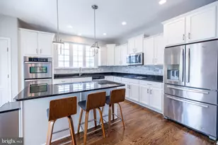 8727 Raleigh Mews, Gainesville, VA 20155 - Photo 14