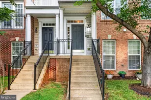 15541 John Diskin Cir, Woodbridge, VA 22191 - Photo 2