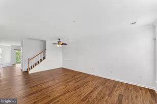 15541 John Diskin Cir, Woodbridge, VA 22191 - Photo 8