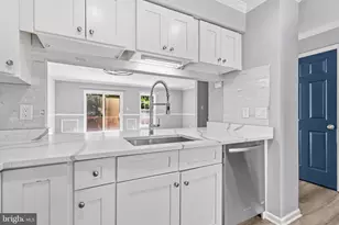 4217 Kenton Cir, Dumfries, VA 22025 - Photo 8