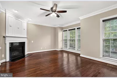 14862 Potomac Branch Drive, Woodbridge, VA 22191 - Photo 4