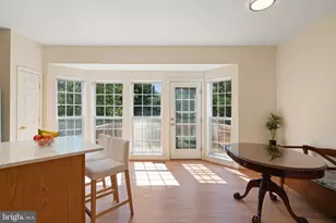 1275 Corbett Pl, Woodbridge, VA 22191 - Photo 22