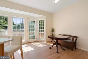 1275 Corbett Pl, Woodbridge, VA 22191 - Photo 24