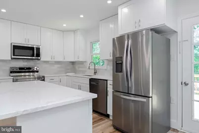 12703 Lockleven Lane, Woodbridge, VA 22192 - Photo 14