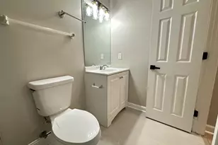 12103 Salemtown Dr, Woodbridge, VA 22192 - Photo 34