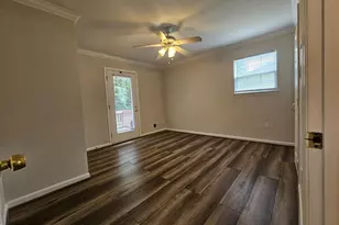 12519 Oakwood Dr, Woodbridge, VA 22192 - Photo 10