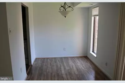 7598 Gales Court #203, Manassas, VA 20109 - Photo 6