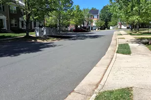 12431 Goa Pl, Woodbridge, VA 22192 - Photo 6