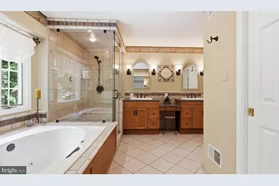6700 Fox Den Road, Manassas, VA 20112 - Photo 28