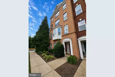 6323 Iris Meadow Lane, Haymarket, VA 20169 - Photo 4